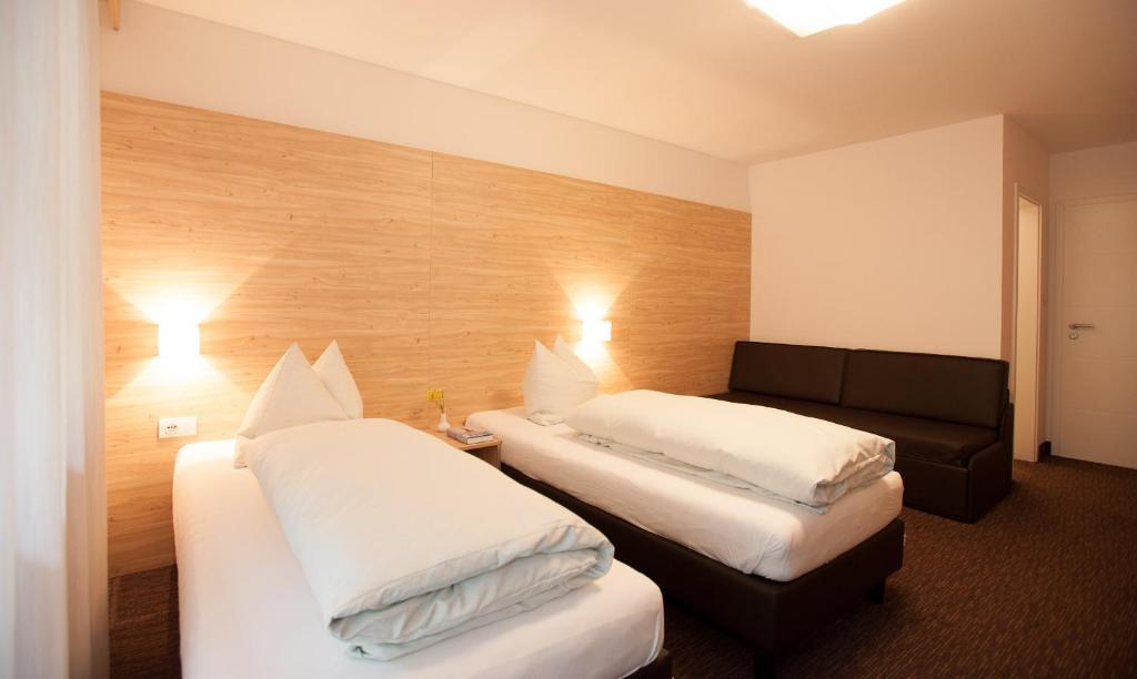 Hotel Stifter Lutago Habitación foto